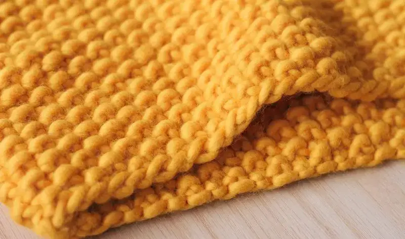 Patrón de bufanda y capucha con punto de semilla: ¡personalizado para cualquier hilo!