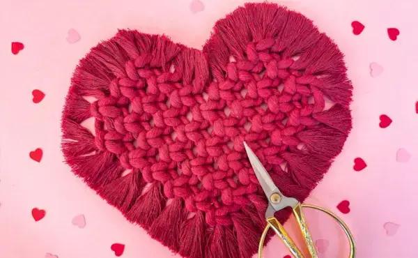 Free Easy DIY Macrame Heart Coaster Pattern for Beginners  Mimi & basket Free Macrame Tutorials