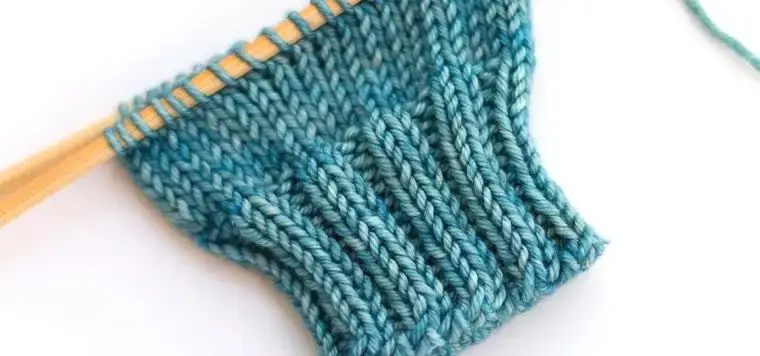 alternating cable cast on