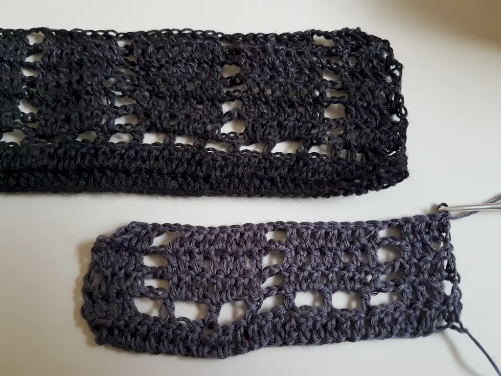 ชะเอมเทศยำยำผ้าคลุมไหล่