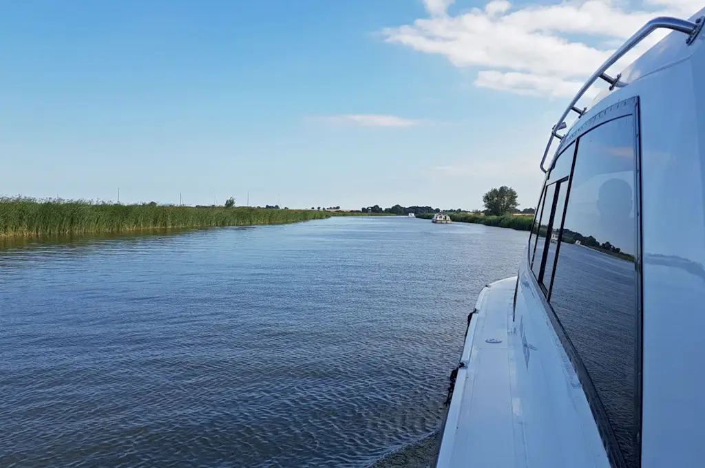 Un poco de paseo en bote y el último baile en el jardín….casi terminado