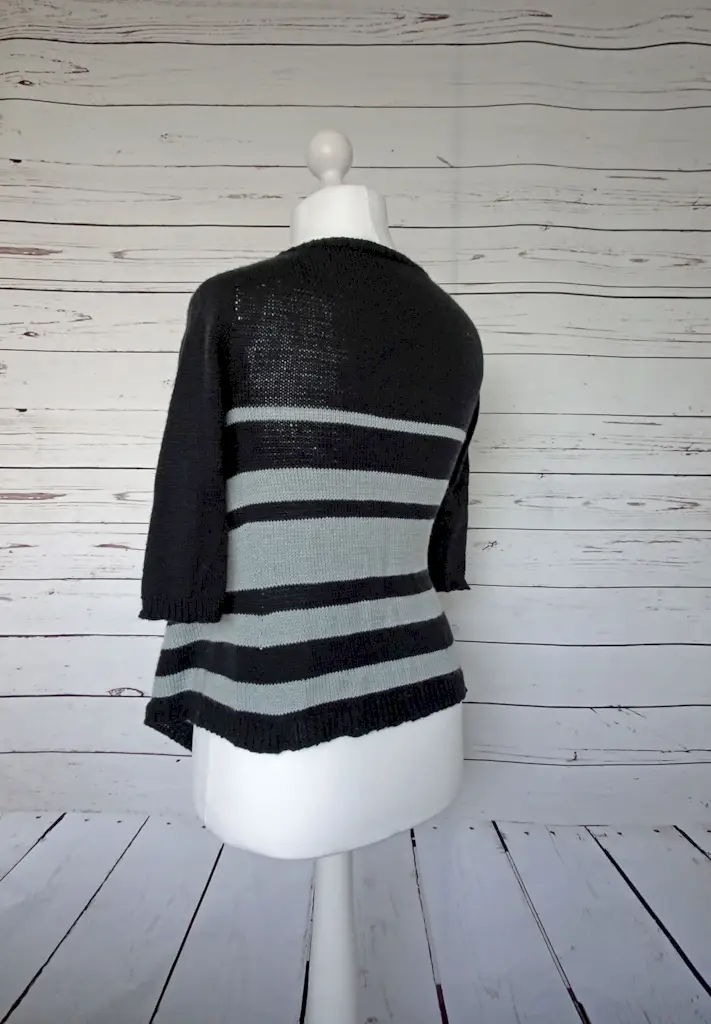 Random-Stripe-Neuletakki3