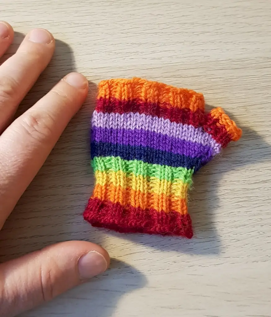 Cesta de agujas Mimi