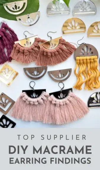 Fournisseur de macramé préféré : KETmercantile – Superbes résultats de boucles d'oreilles en macramé DIY