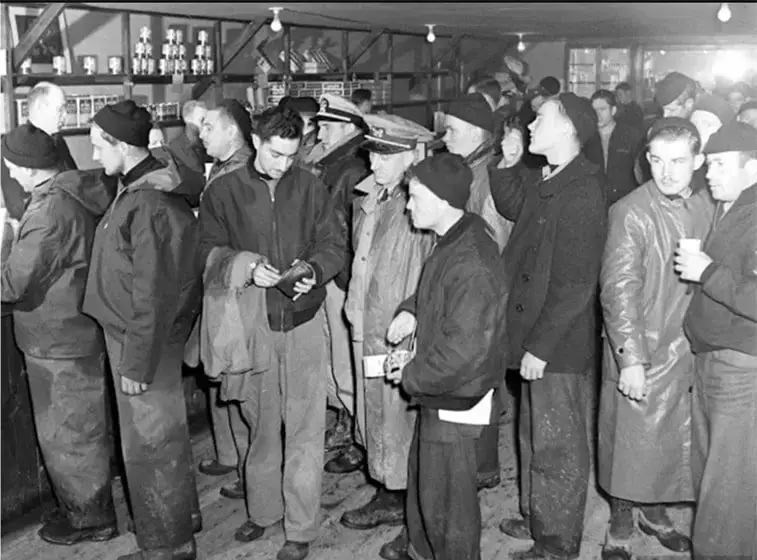 submarine crew wearing watch caps