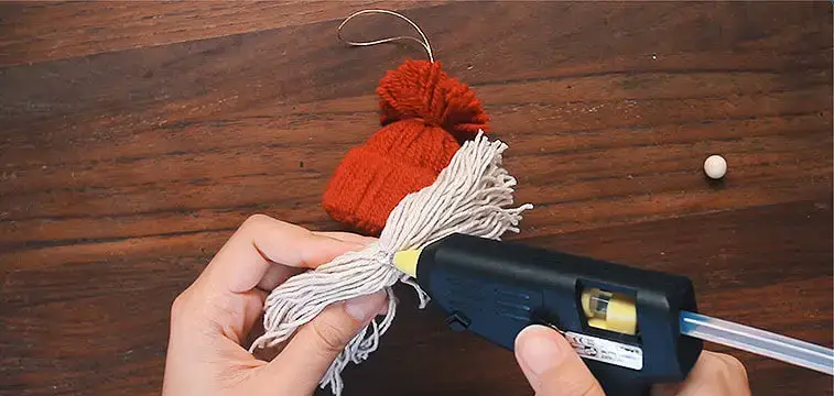 making a gnome ornament