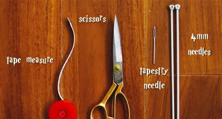 materials for making a diy Harry Potter scarf