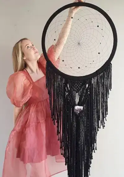 How to make a Macrame Mooncatcher by Vanir Creations 